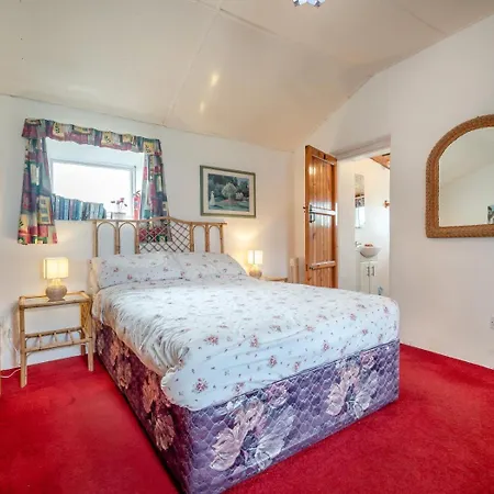 2 Bed In Oc-i045 Дом отдыха